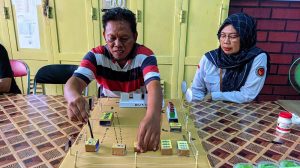 Panwascam Kejaksan Buat Miniatur TPS, Permudah Pemahaman Pengawas TPS