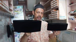 Kopiah A. Moethalib Bertahan Lebih dari Seabad