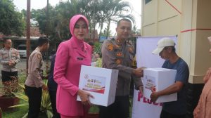 Polres Kuningan Sebar Ribuan Paket Bansos untuk Masyarakat