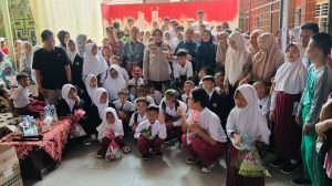 Kombespol Sumarni Semangati Siswa Berkebutuhan Khusus di SLB Bina Mandiri Ciledug