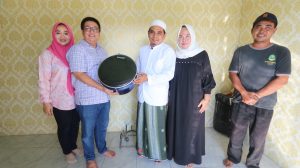 Blusukan ke Kriyan Barat, Andru Dengarkan Keluhan Warga dan Berikan Bantuan