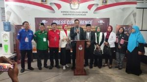 Ridho - Kamdan Daftar Terakhir ke KPU Kuningan