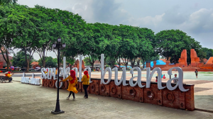 Pasar Rakyat Muludan Digelar Kembali di Alun-alun Sangkala Buana