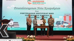 Pj Bupati Hadiri Roadshow Bus KPK di Gedung Sate Bandung