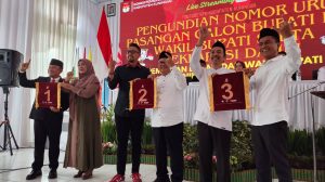 Paslon Nomor 1 Dian-Tuti Terlalu Formil, Nomor 2 Ridho-Kamdan dan Yanuar-Udin Nomor 3 Saling Sindir