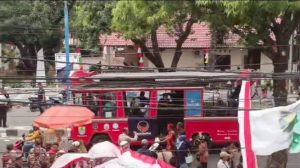 Penggunaan Bus Citros untuk Pendaftaran Paslon ke KPU Dipertanyakan