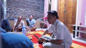 Suhendrik Sosialisasikan Pembangunan SDM dan Infrastruktur Berbasis RW