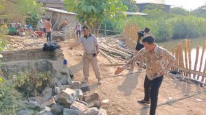 Hindari Banjir, Pemdes Gebang Lakukan Bronjongisasi Tebing Sungai Ciberes