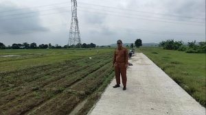 Fasilitasi Petani, Pemdes Cisaat Bangun Jalan Usaha Tani