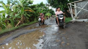 Sudah 5 Tahun Kerusakan Jalan Dompyong-Karang Wangun Belum Tersentuh Perbaikan