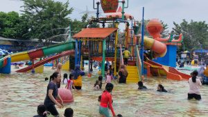 Liburan Tahun Baru, Pengunjung Jempol Waterpark Ciledug Meningkat