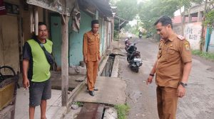 Gelap dan Rawan Banjir, Kuwu Karangwangun Minta PJU dan Perbaikan Saluran