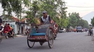 Kompensasi Disambut Hangat Tukang Becak, Solek: Kami Masih Menunggu, Mudah-mudahan Ikut Terdata