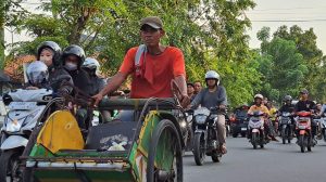 Tukang Becak di Kabupaten Cirebon Bakal Terima Kompensasi