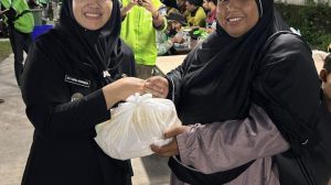 Farida Bukber dengan Puluhan Pengemudi Ojol