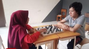 Ngabuburit Main Catur ala Pelajar Disabilitas Tunanetra SLB A YPLB Majalengka