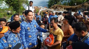 Warga Desa Bugis Indramayu Pilih Mengungsi Setelah Rumahnya Rusak Diterjang Angin Puting Beliung