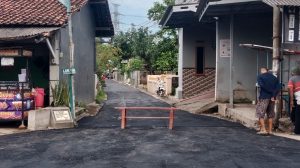 Impian Warga Kanci Memiliki Jalan Mulus, Akhirnya Terwujud Melalui Bantuan Cirebon Power