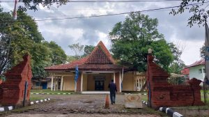 Gedung Pemuda Kondisinya Memprihatinkan