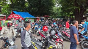 Pasca Libur Lebaran Samsat Kabupaten Cirebon Membludak, Warga Merasa Kecewa Pelayanan Lambat