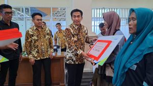 10 PMI Bermasalah Terima Santunan dari Pemkab Cirebon