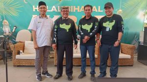 Warga Ciawijapura Geruduk Balai Desa Gegara Pembentukan BUMDes