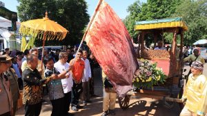 Kirab Haul Pangeran Pulasaren dalam Rangkaian Hari Jadi Cirebon