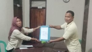 Warga Desa Sende